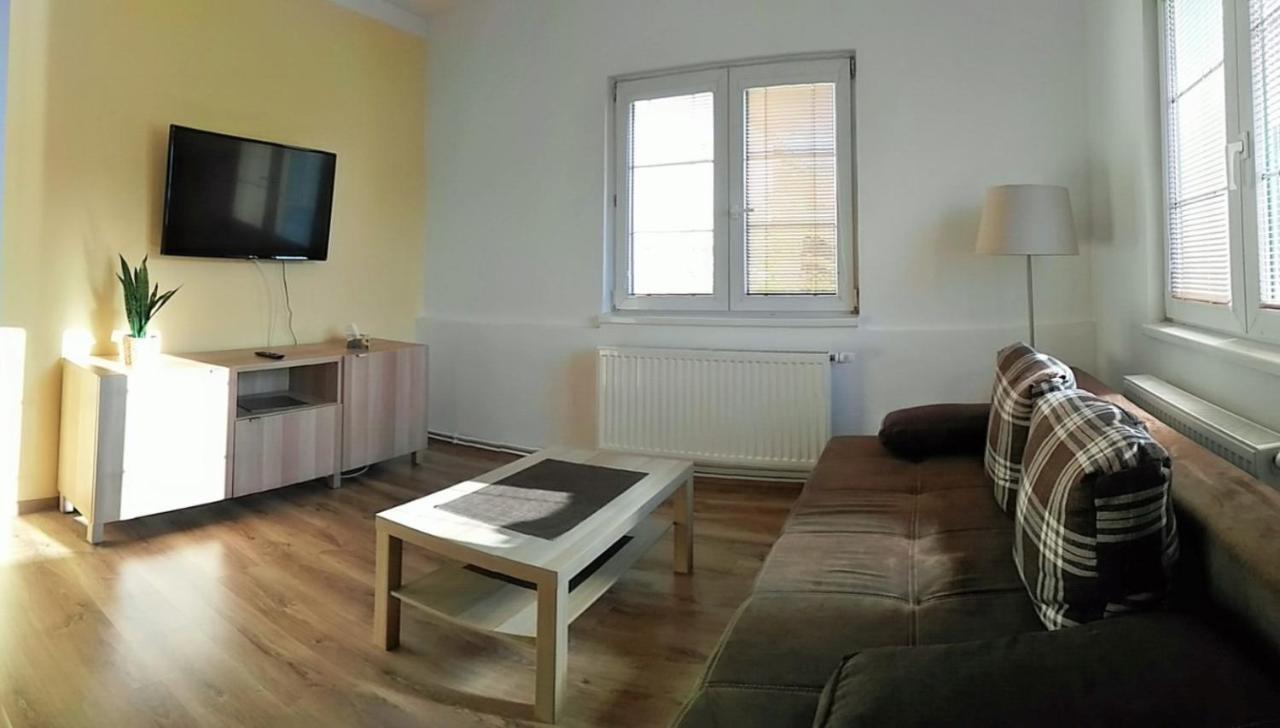 Penzion Exotic Ostrava Ngoại thất bức ảnh
